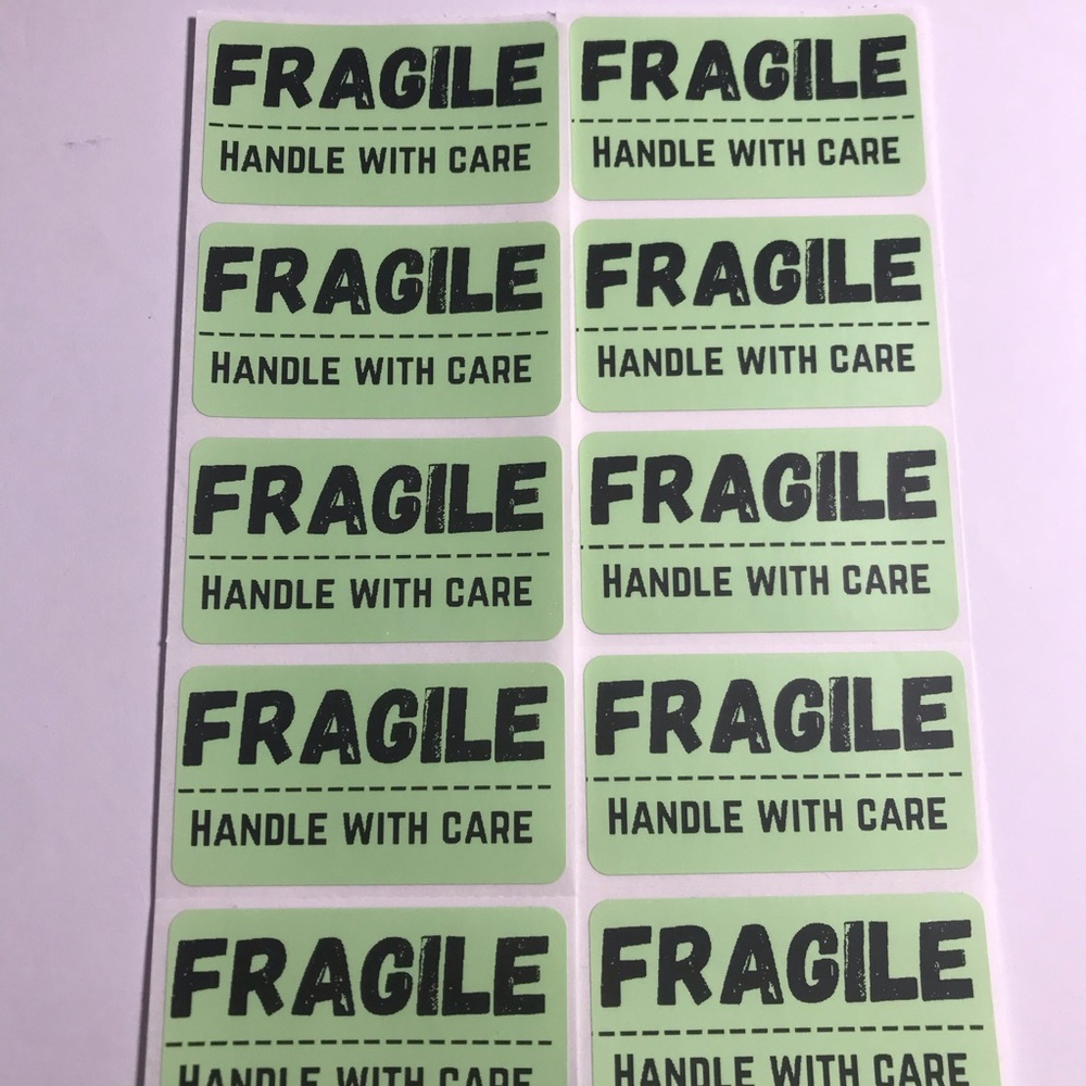 100 fragile handle with care stickers size 2.25x1.25